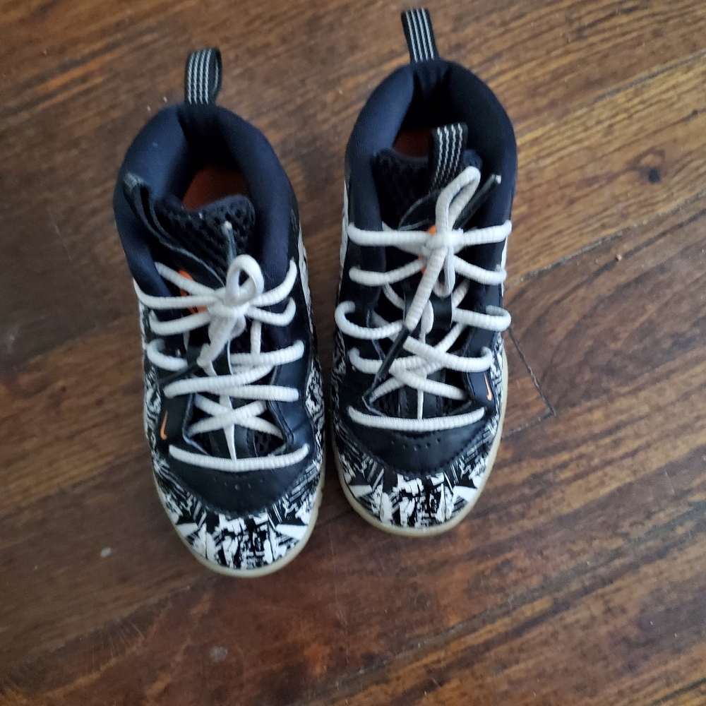 Nike Air Foamposite One shatteded 2019 Kids Sneakers Black White